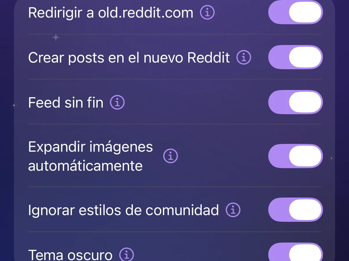 Los ajustes de Old Reddit en Protego con los seis interruptores activados, entre ellos Tema oscuro e Ignorar estilos de comunidad.